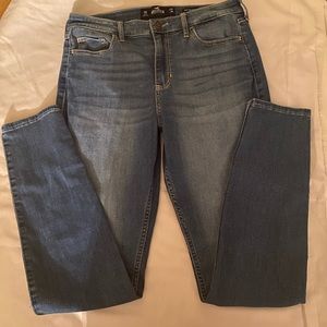 Hollister jeans great condition.
